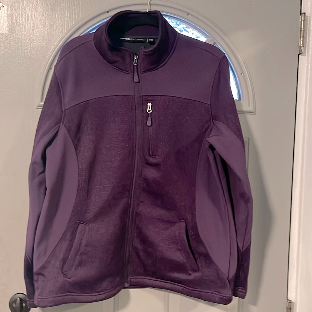 Swiss Tech women’s jacket.